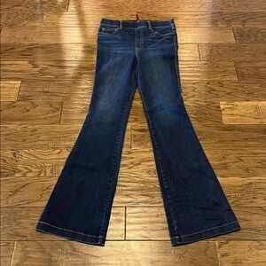 Spanx Flare Leg High Rise Pull On Size M